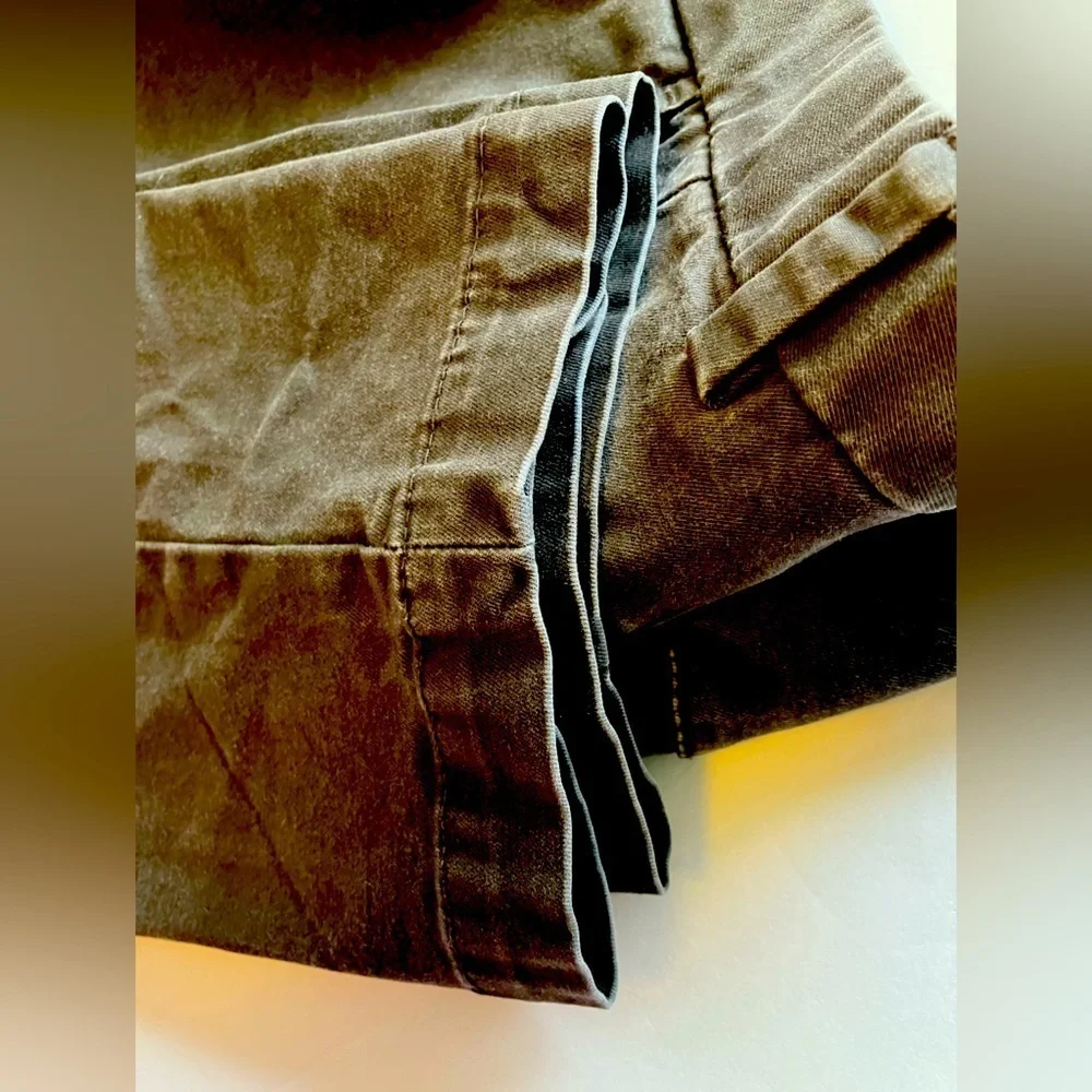 Banana Republic Men’s Pants, Fulton Skinny Chino, 32 x 30, inseam 27 1/2, Gray